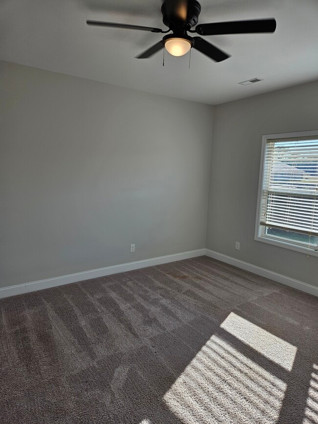 Photo - 212 Pine Is Ave