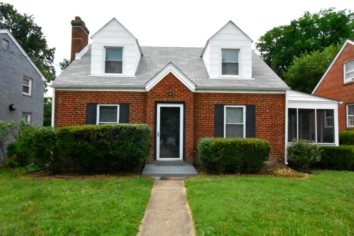 Fantastic 3BR Cape Cod near Downtown Silve... - Fantastic 3BR Cape Cod near Downtown Silve...