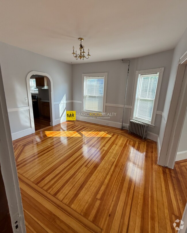 Building Photo - 68 Willow Ave Unit 2 Rental