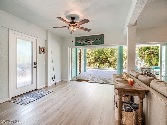 Photo - 6020 Cypress Ln