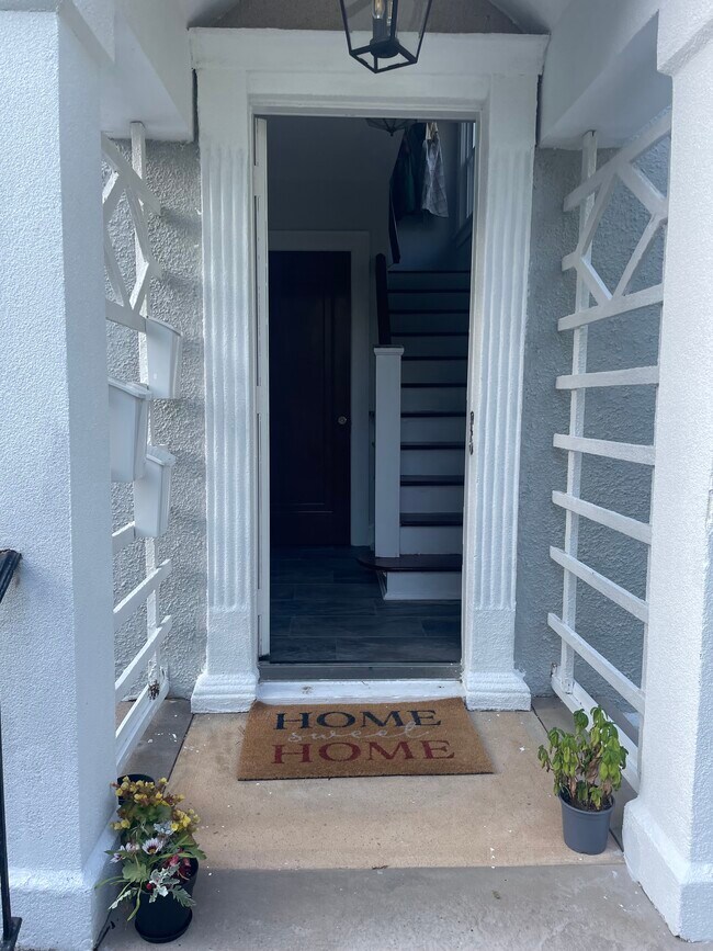 front door entrance - 897 Springfield Ave Unit 1st floor