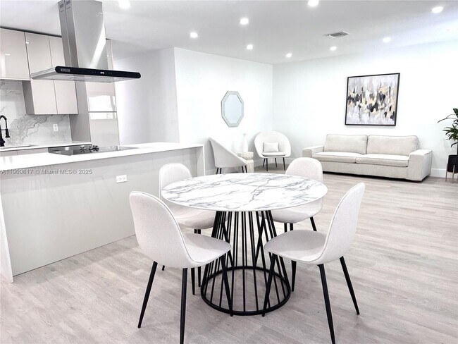 Photo - 2421 N 56th Terrace