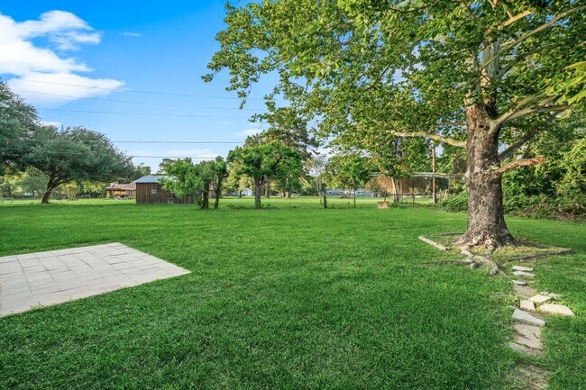 Photo - 104 Rankin Dr
