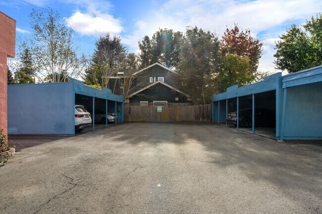 857 Partridge Ave