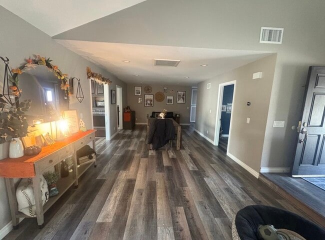 Photo - 5312 Diane St