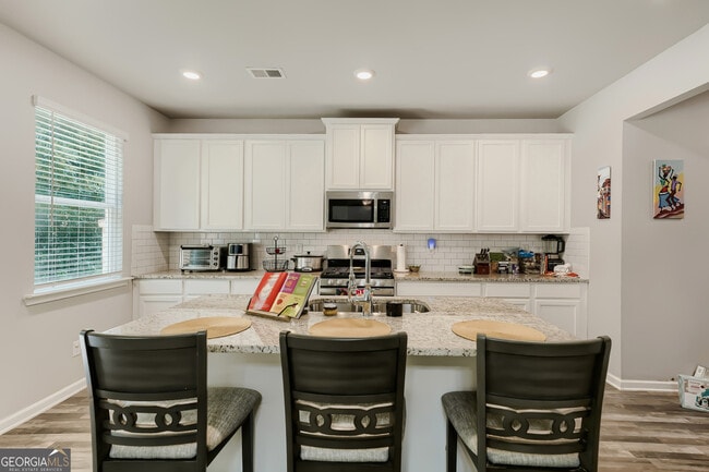 Photo - 378 Paden Way