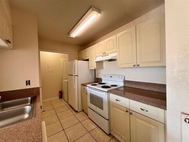 Photo - 2550 N Alafaya Trail Unit 4107