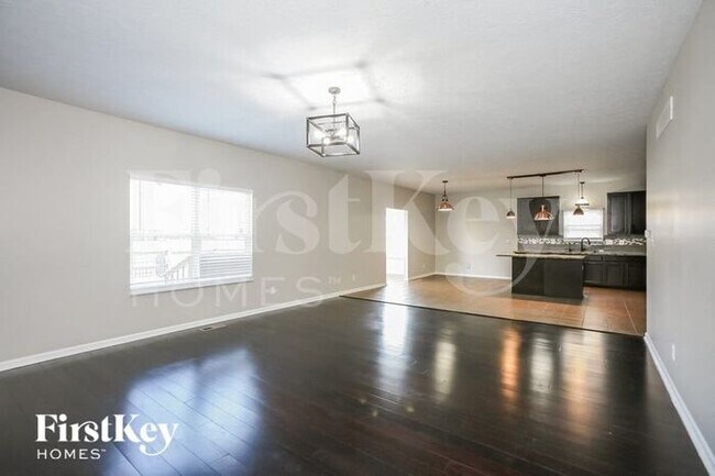 Photo - 958 Kempson Ct