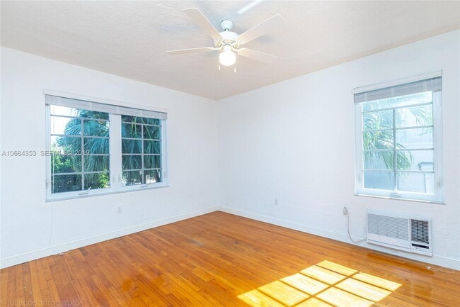 Photo - 732 Euclid Ave Unit upstairs