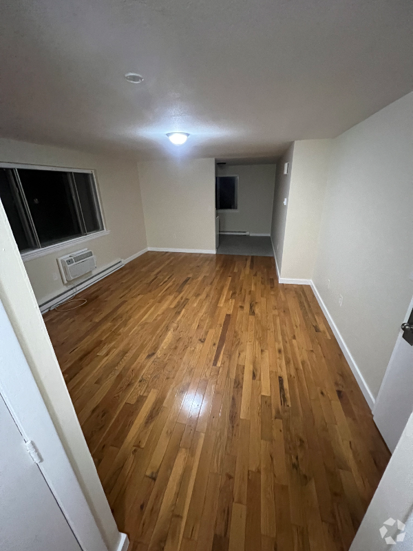 Building Photo - 299 Park St Unit A3 Rental