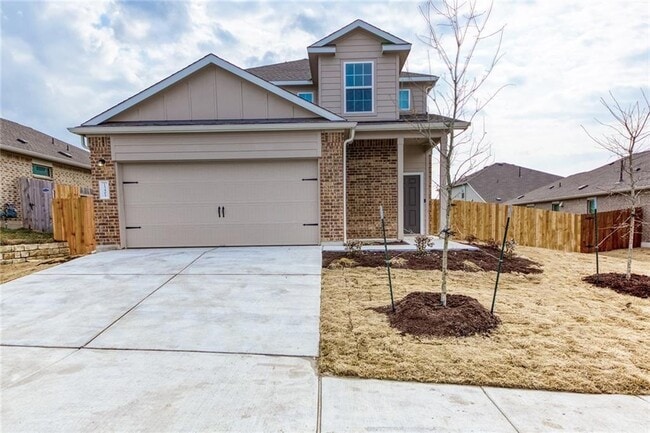 Building Photo - 15401 Summer Ray Dr