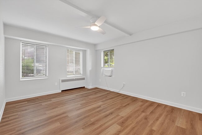 Photo - The Chesapeake