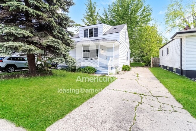 Building Photo - 23790 Tuscany Ave