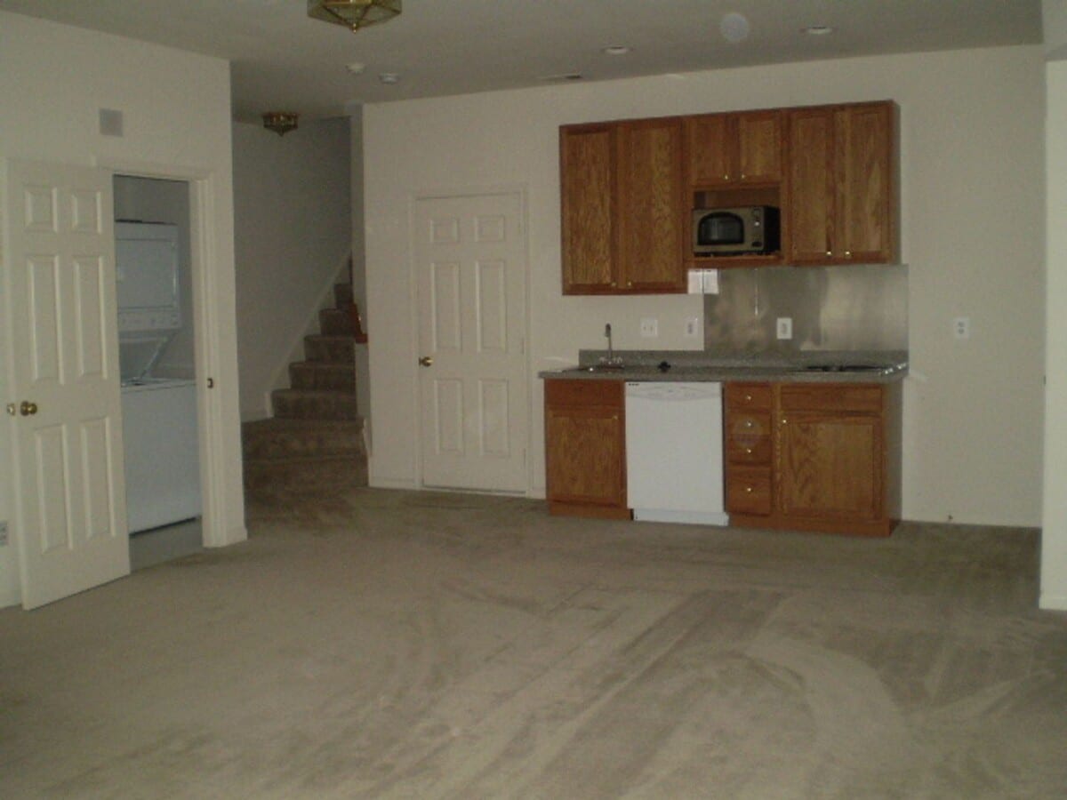 Photo - 202 Spencer Terrace SE Unit 202 Spencer Terrace SE, B (1st Floor)