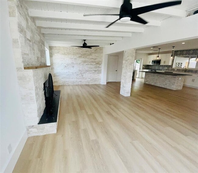 Photo - 924 SW 11th St