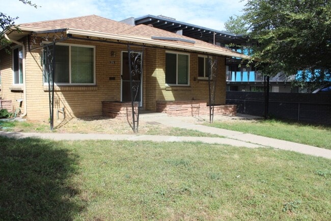 Photo - Dexter Unit 821 Dexter St