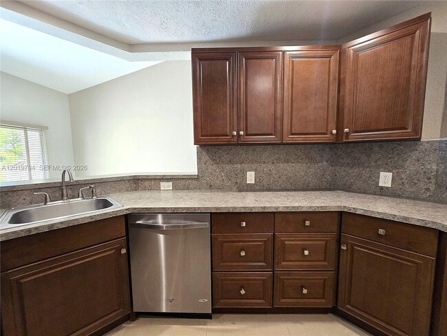 Photo - 3457 NW 44th St Unit 205