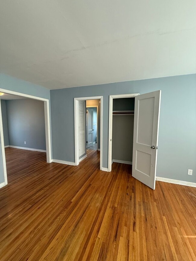 Photo - 638 S Woodlawn Blvd Unit 638 S Woodlawn Blvd