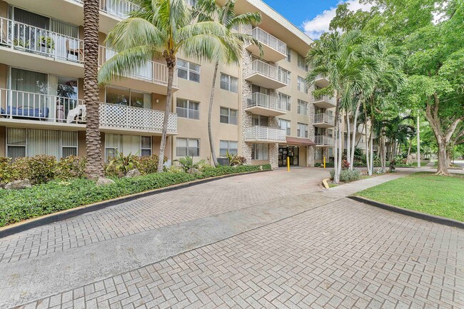 Building Photo - 1805 Sans Souci Blvd Unit 131 Rental