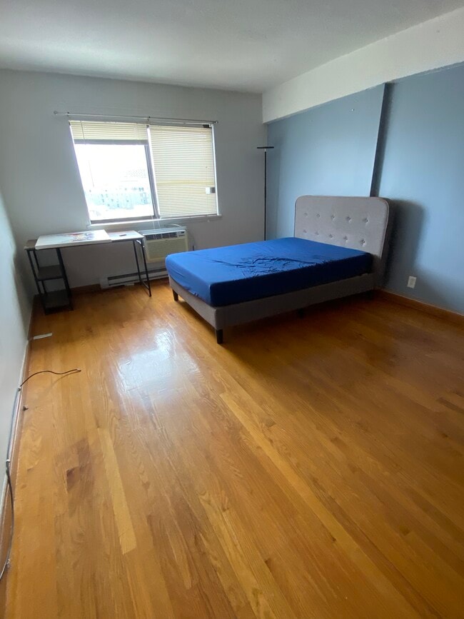 Photo - 1116 Commonwealth Ave