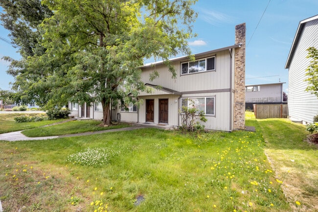 Building Photo - 428 1st Ave N Unit 1