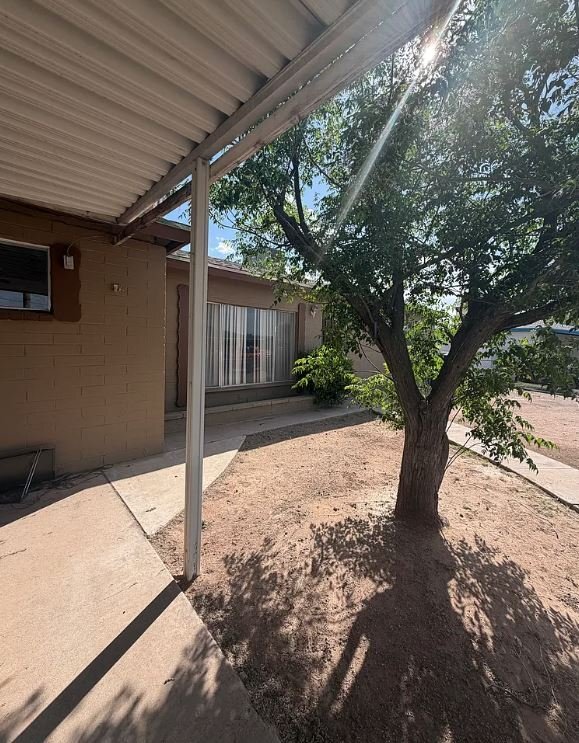 Photo - 909 W Milton St