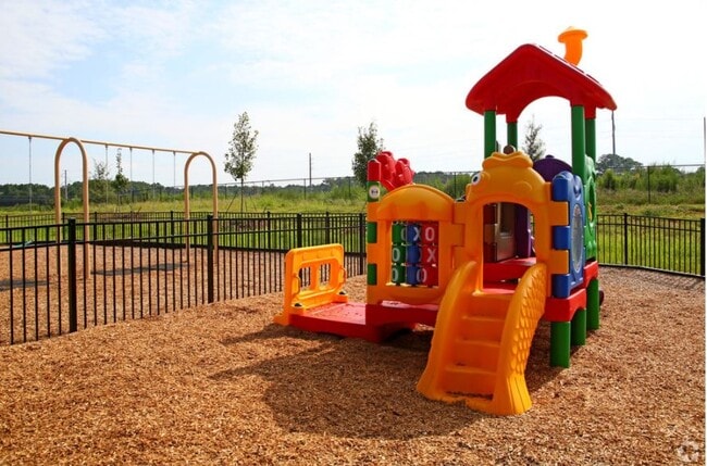 Photo - Pointe North III