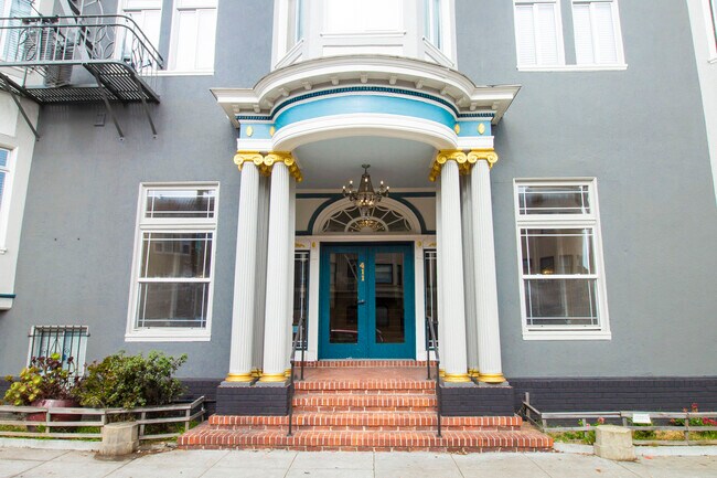 411 15th Avenue