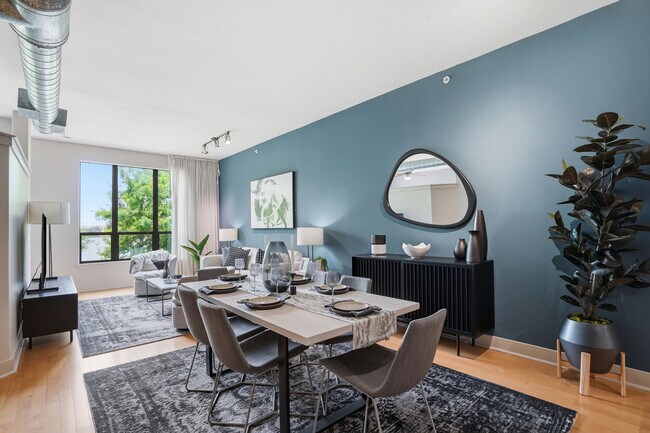 2BD, 2BA - 1252SF - Dining Area