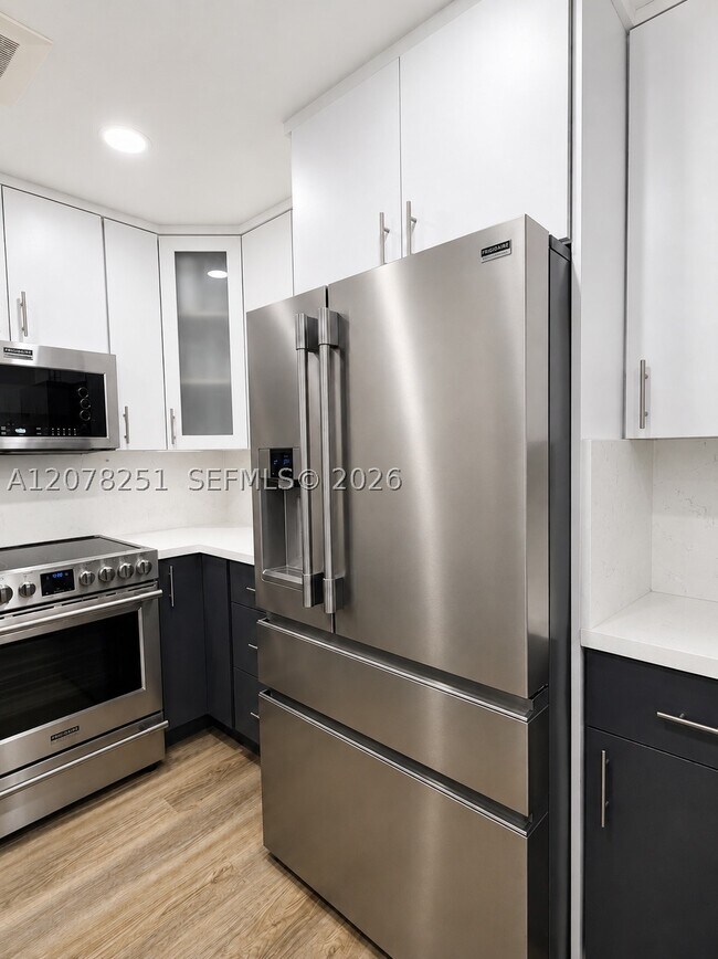 Photo - 3295 Cocoplum Cir Unit 3323