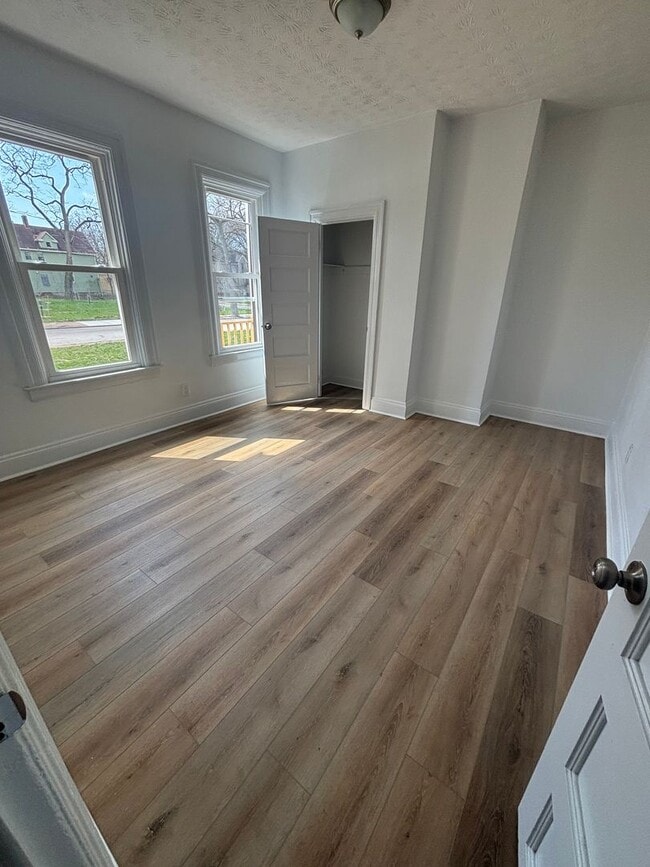 Photo - 1640 E 85th St Unit 1