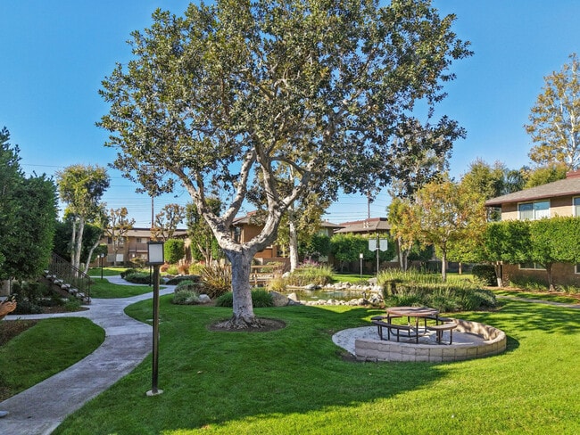 Casa Sierra Apartments in Riverside, CA. - Casa Sierra Apartment Homes