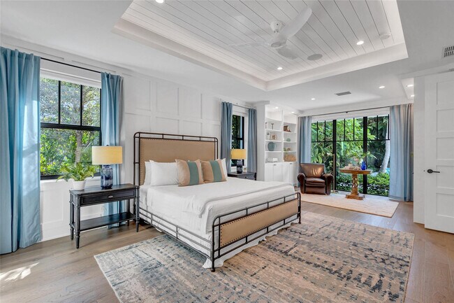 Photo - 450 N Swinton Ave