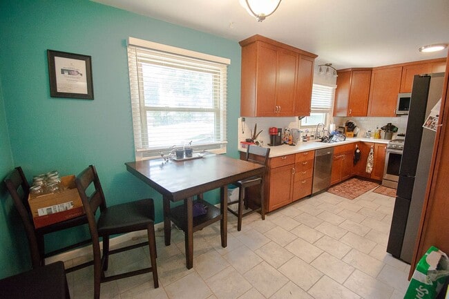 Photo - 1308 40th St NW