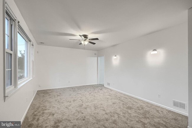 Photo - 1417 Waterford Rd