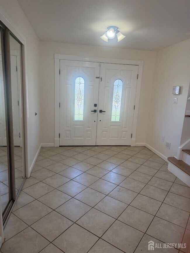 Photo - 13 Oakwood Dr