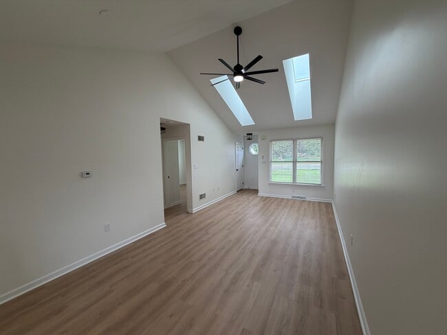 43 Knollwood Rd