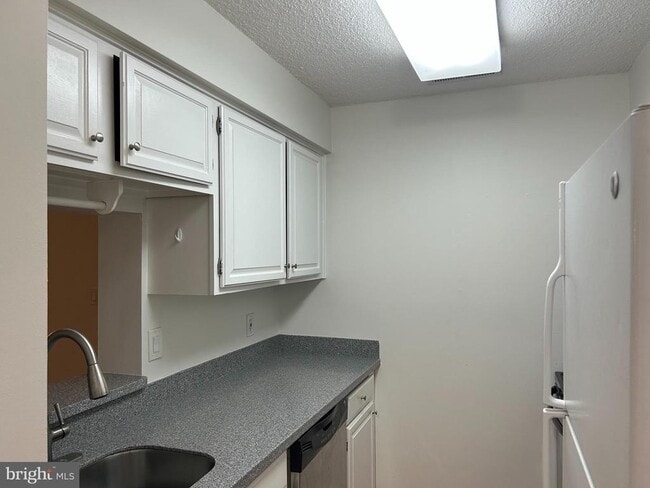 Photo - 5317 Ravens Crest Dr