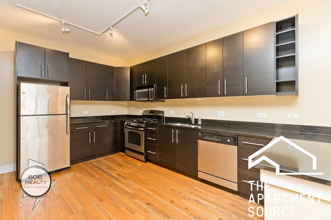 Photo - 2523 N Sacramento Ave Apartments Unit 2D