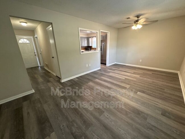 Photo - 2941 Rollingwood Dr