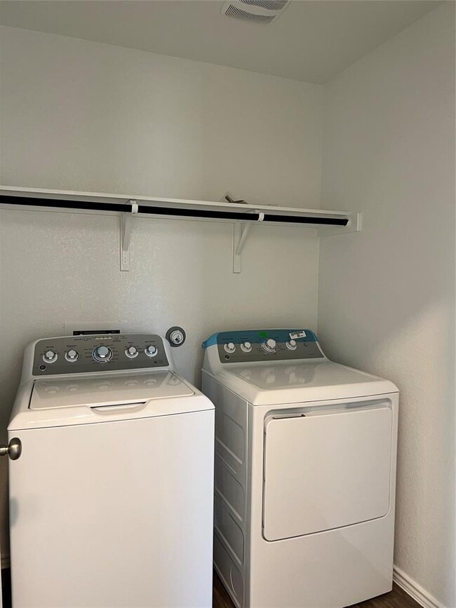 Photo - 115 Canley Lp