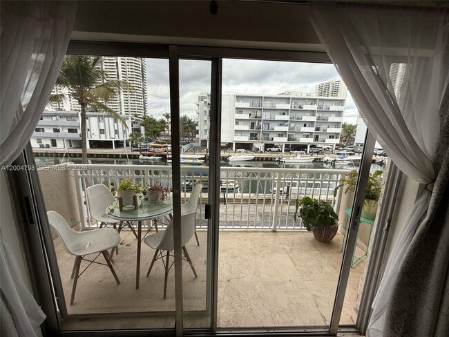 Photo - 3601 NE 170th St Unit 207