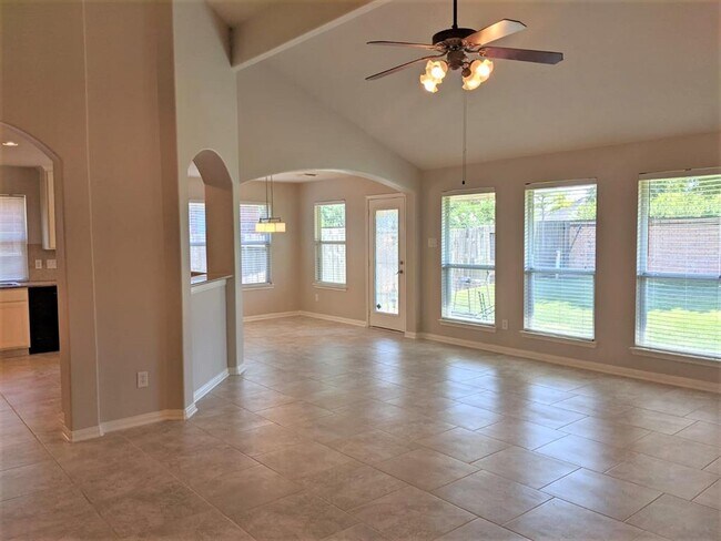 Photo - 7035 Wheaton Hill Ln
