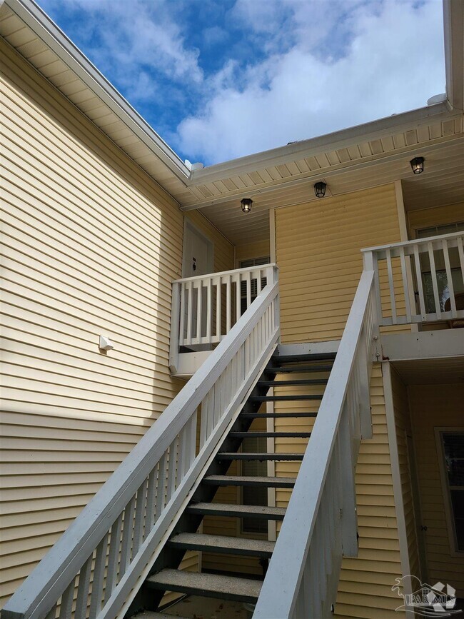 Building Photo - 501 E Burgess Rd Rental