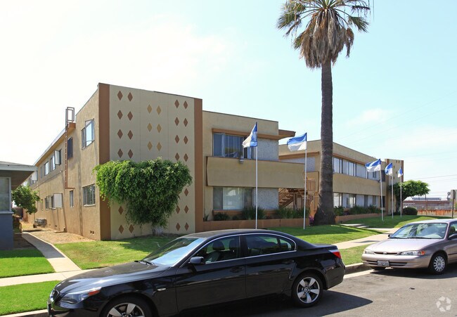 El Segundo Apartments
