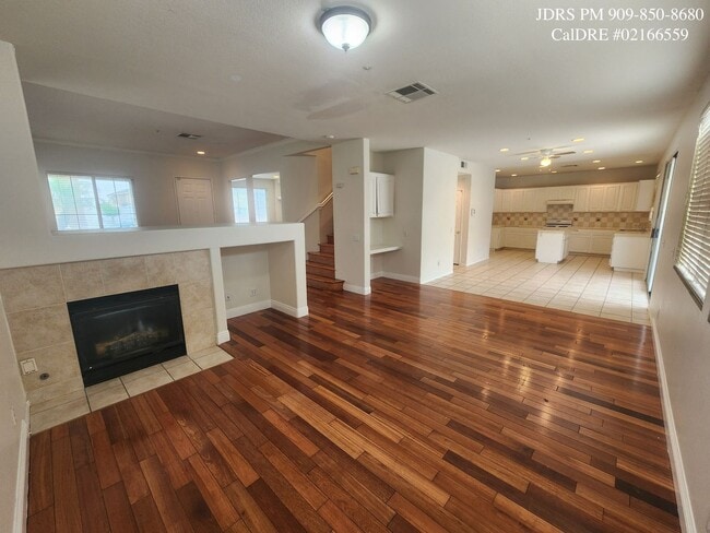 Photo - Fontana 4 bedroom Home