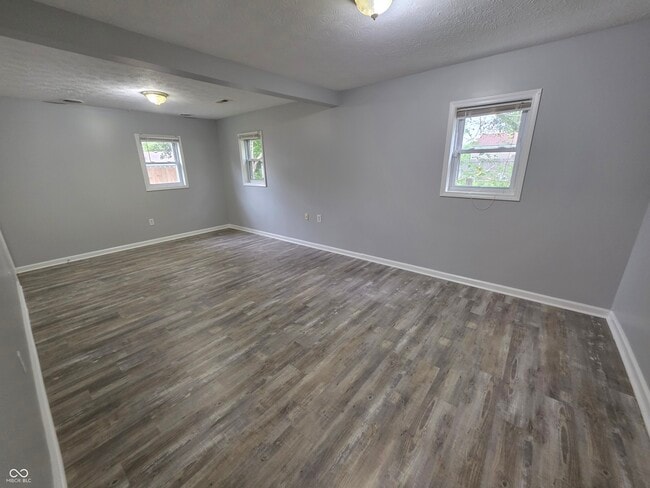 Photo - 410 N 20th Ave