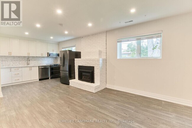 Photo - 21 Robinglade Dr