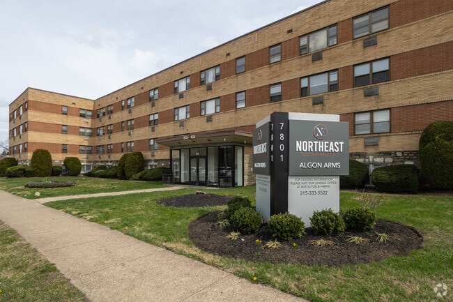 Building Photo - Algon Arms