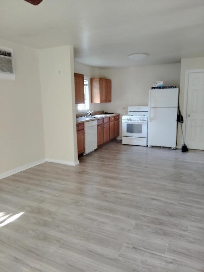 140 W. Darby